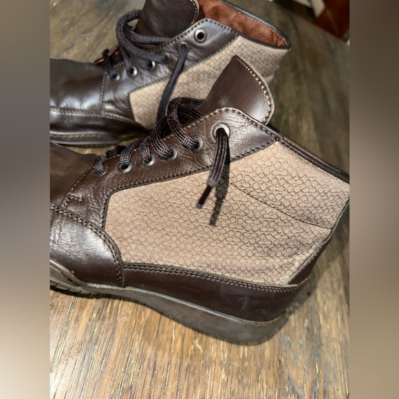 Mens coach leather monogram waterproof boots size 9.5 like new condition - Picture 6 of 11